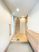 玄関 西区城西戸建