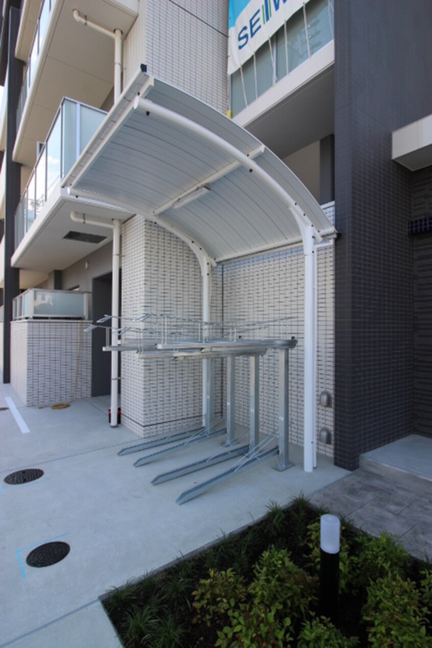 駐輪場 アフロディーテ