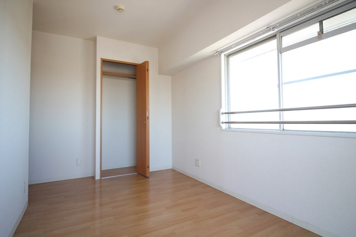 居室 グラート岡崎