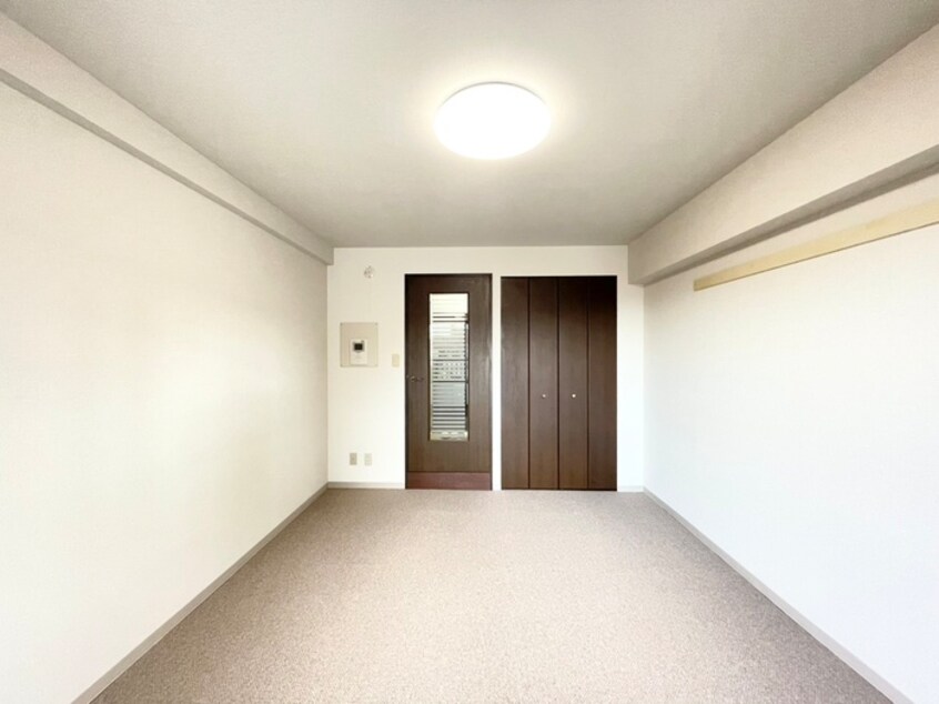 居室 ﾗｲｵﾝｽﾞﾏﾝｼｮﾝ康生通第2(402)