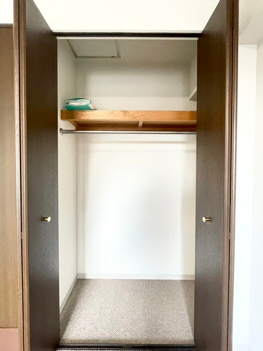 収納 ﾗｲｵﾝｽﾞﾏﾝｼｮﾝ康生通第2(402)