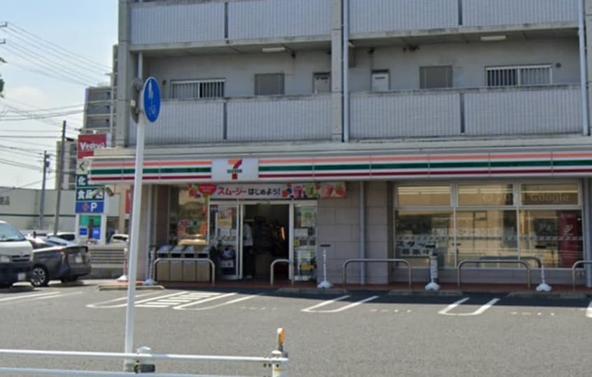 セブンイレブン(コンビニ)まで750m パッシオーネ