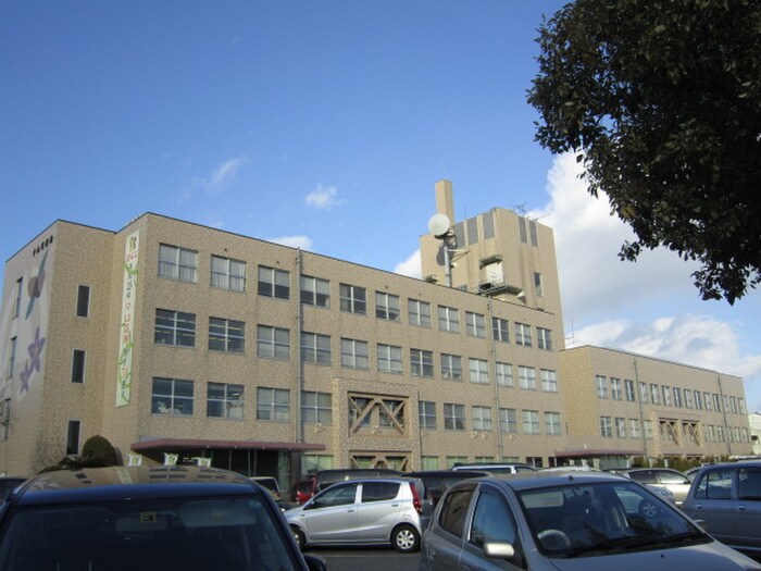 守山区役所(役所)まで1100m ラウレア