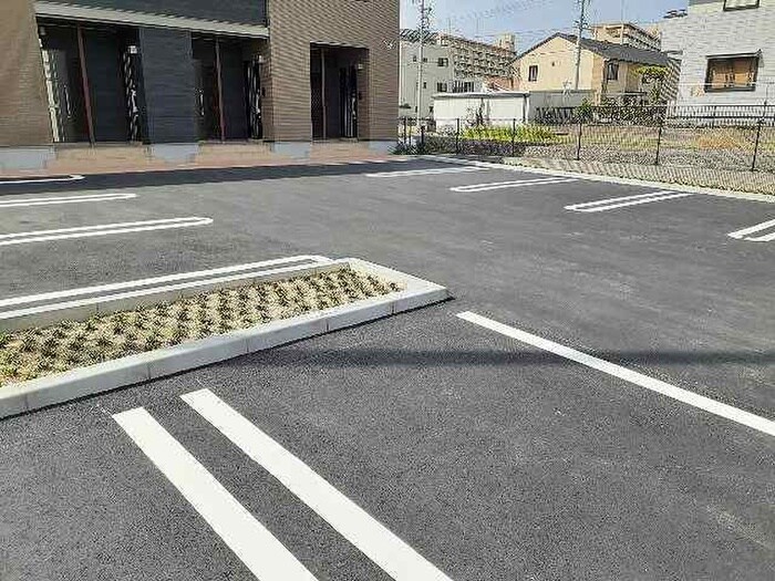 駐車場 メゾン・カピリナ