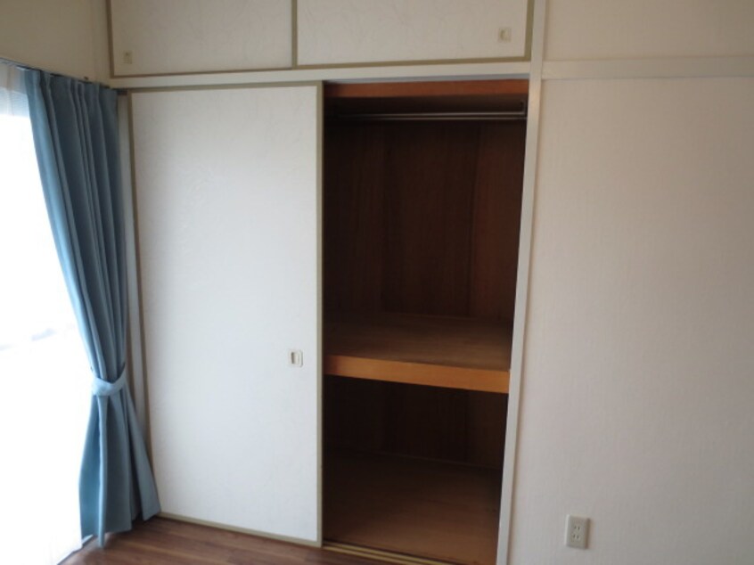 収納 菱家ビル