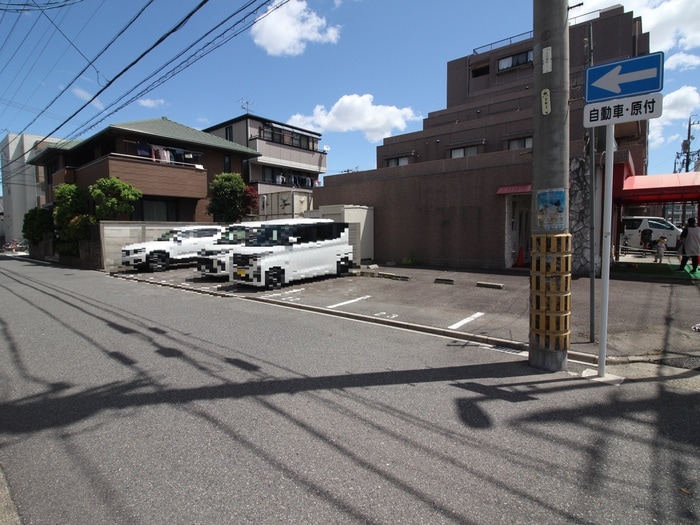 駐車場 La Belle Glycin