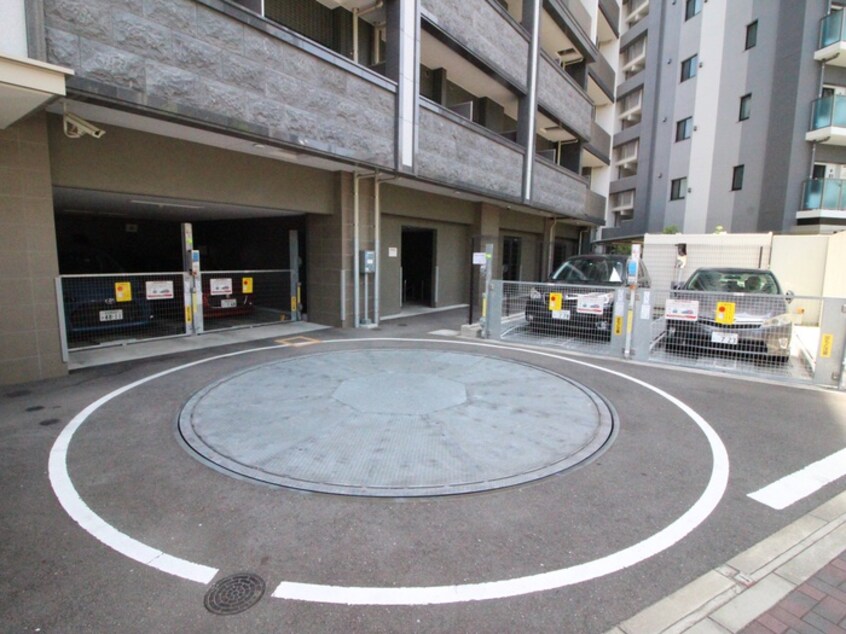 駐車場 プレサンスジェネ葵(303)