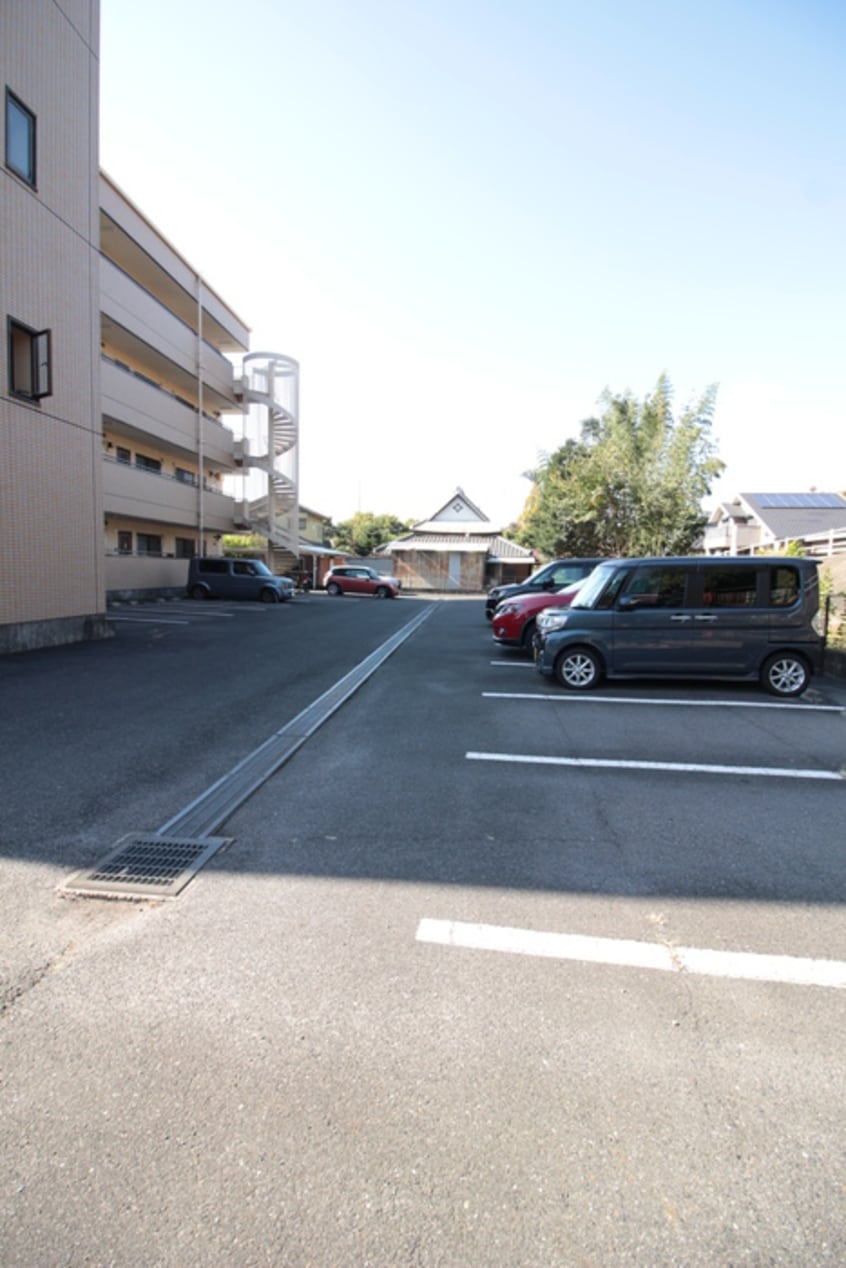 駐車場 リバティーフォレスト２