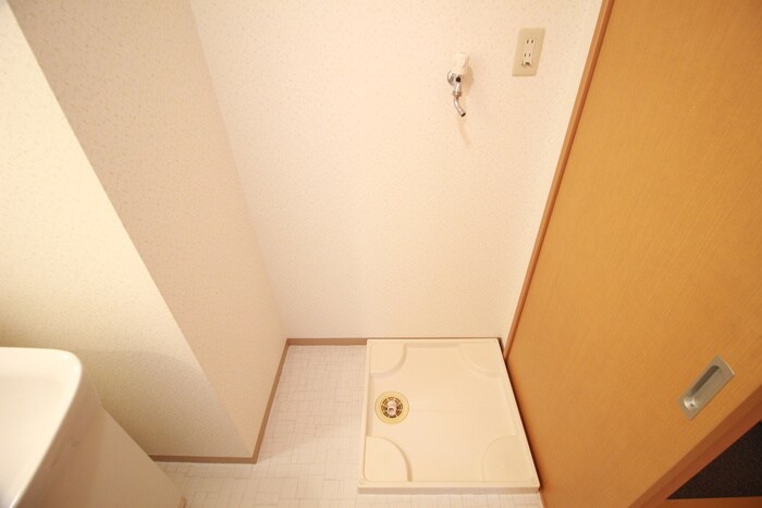 洗濯機置場 プリマヴェイラ南青山