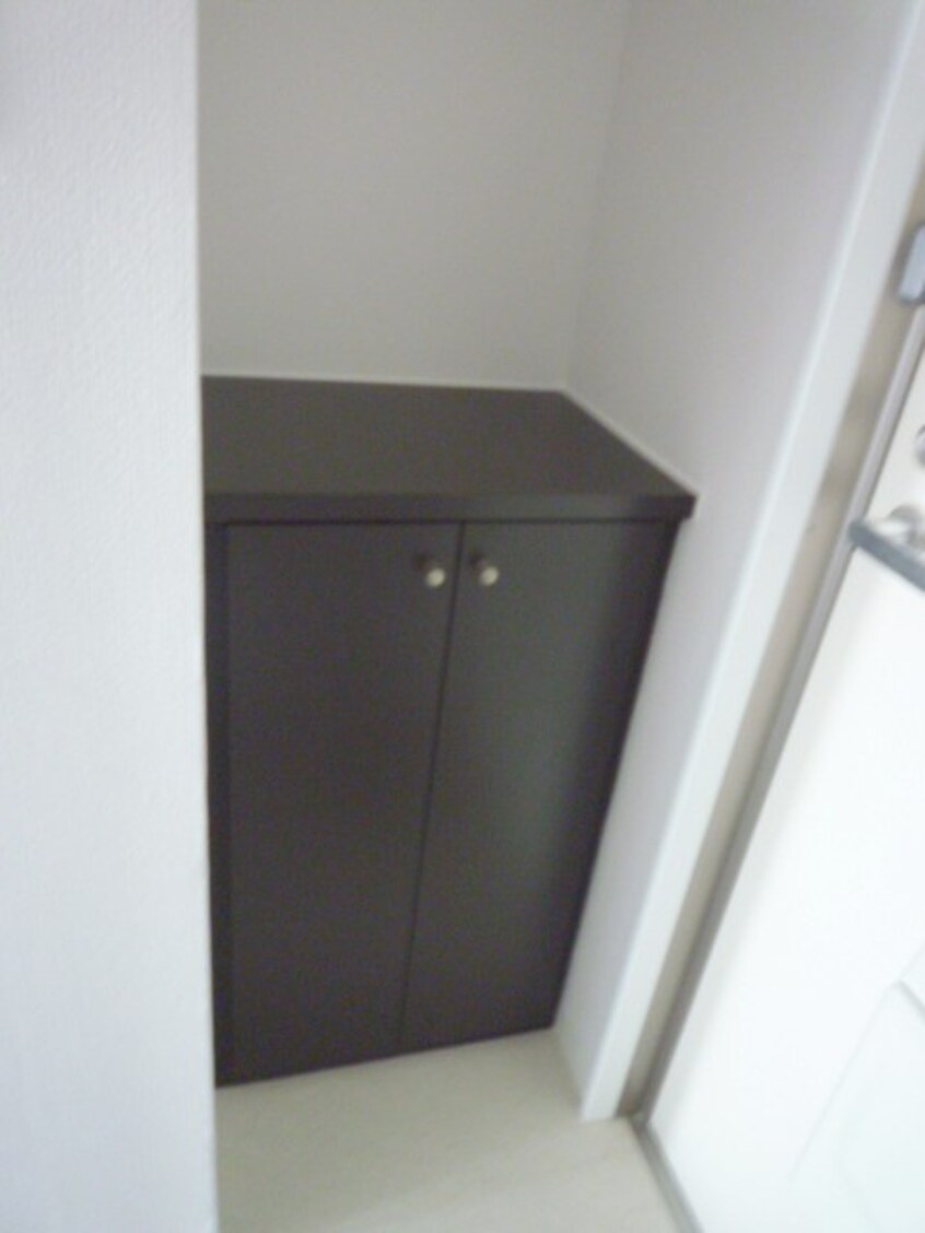 靴箱 一ツ木ハイツ安井Ⅲ