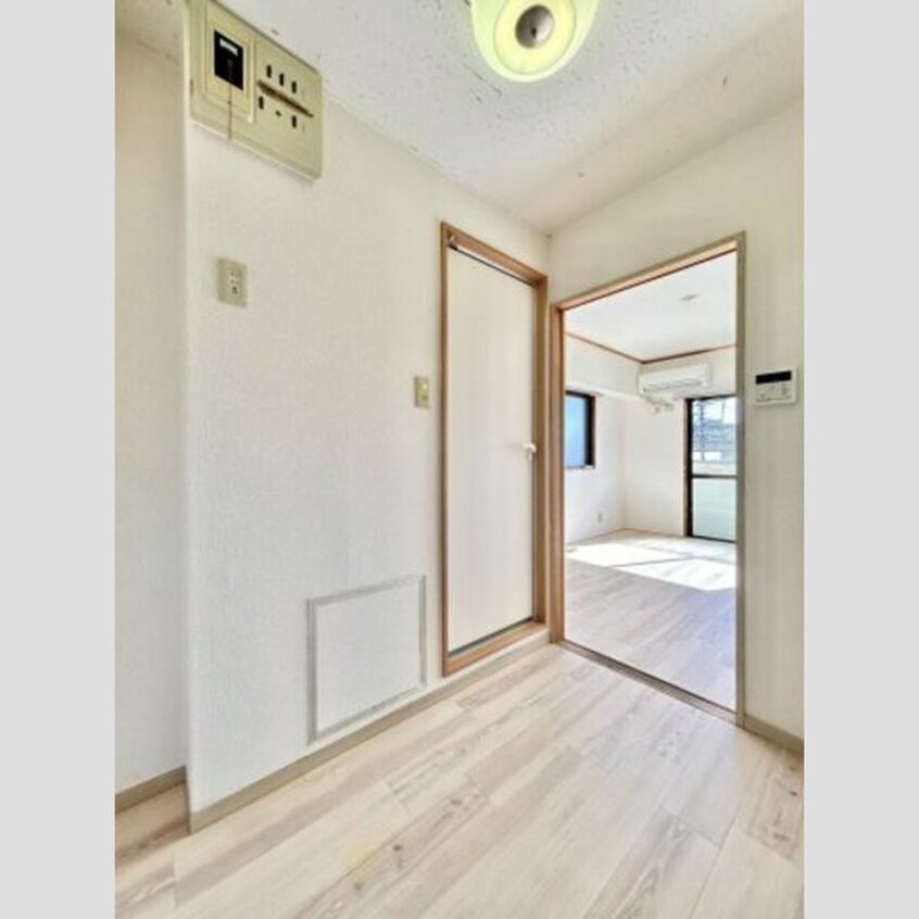 廊下 シャトーナカムラ