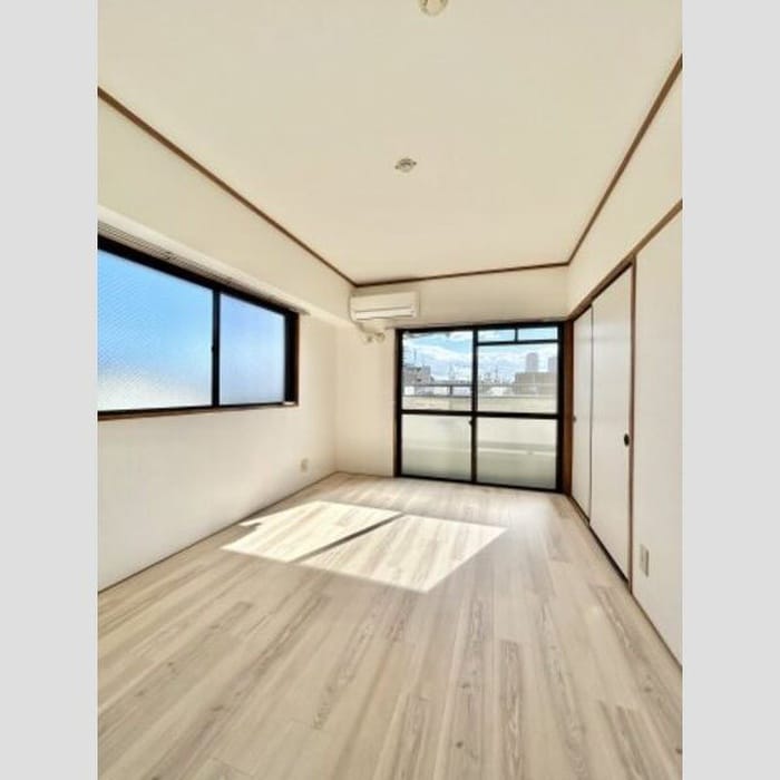 居室 シャトーナカムラ