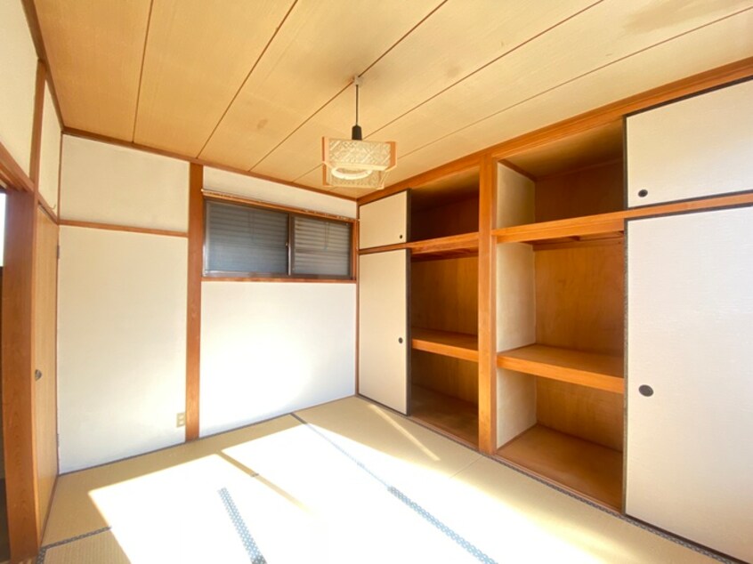 居室 七宝町貸家