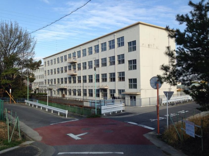 名古屋市立しまだ小学校(小学校)まで150m ベル・ロイヤル島田が丘