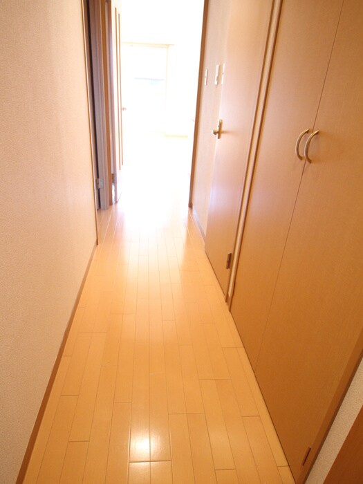 廊下 レ－ジュ川原通