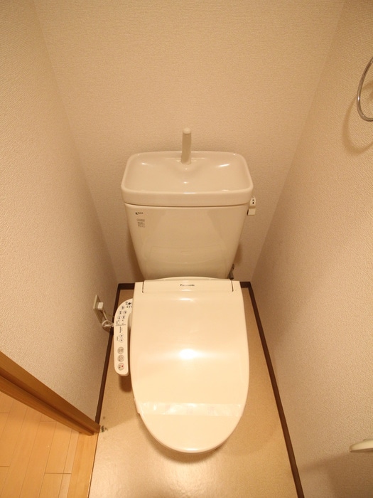 トイレ レ－ジュ川原通