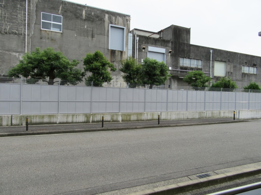 室内からの展望 ア－バンフロ－ラ