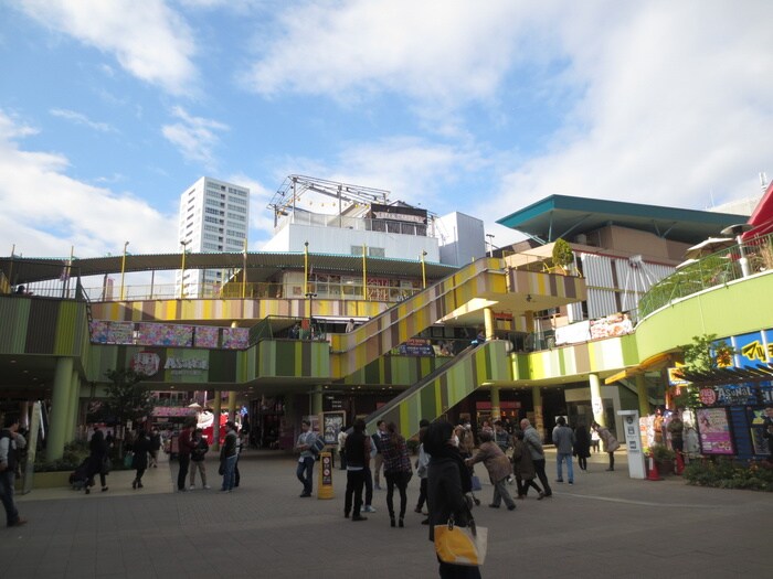 金山駅(ショッピングセンター/アウトレットモール)まで500m エクセルシオ－ル金山