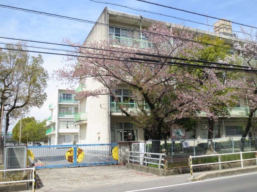 春日井市立上条小学校(小学校)まで604m レヂデンス上条