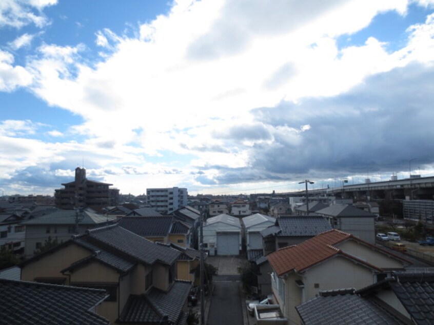 室内からの展望 第三松本ビル