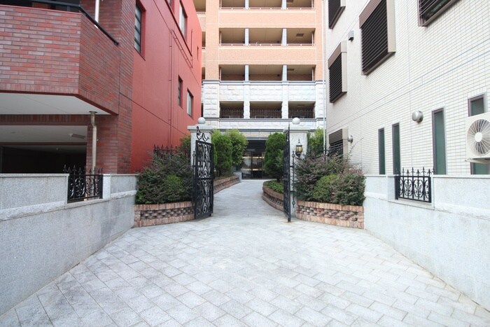 外観写真 プレサンス泉セントマーク(408)