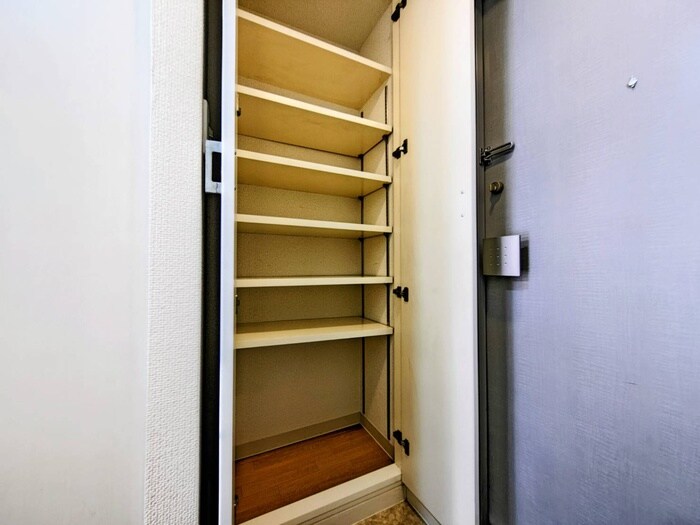 靴箱 プレサンス泉セントマーク(408)