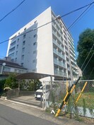 プログレッソ岩塚の外観