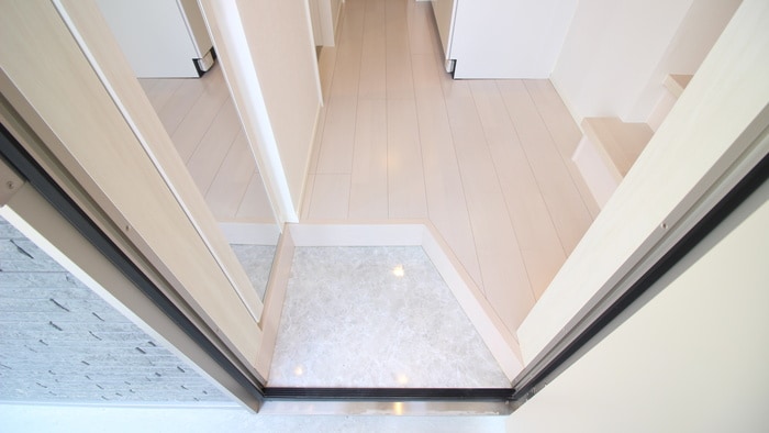 玄関 エルピーダ