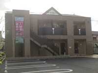 ウィングコート