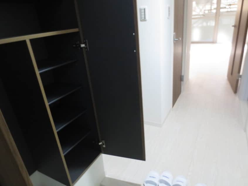 玄関 コンフォ－ト城西