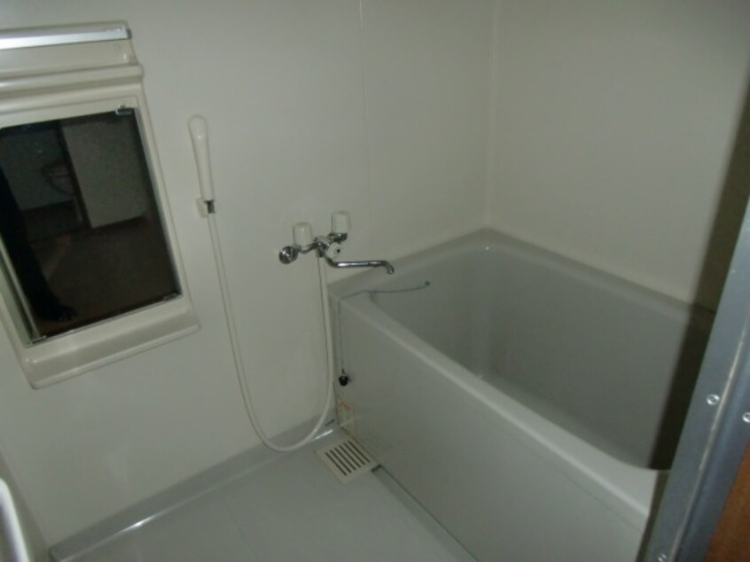 バス／シャワールーム等 フロ－ラ阪野