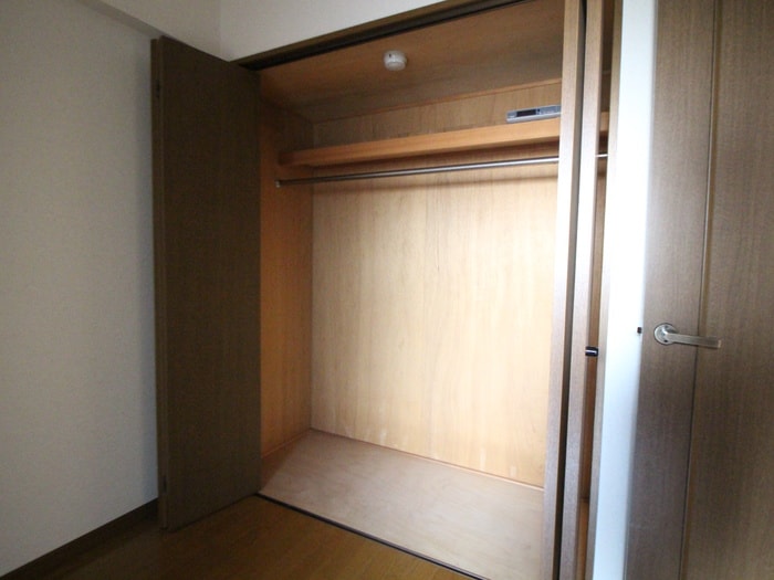 収納 グランメ－ル香久山