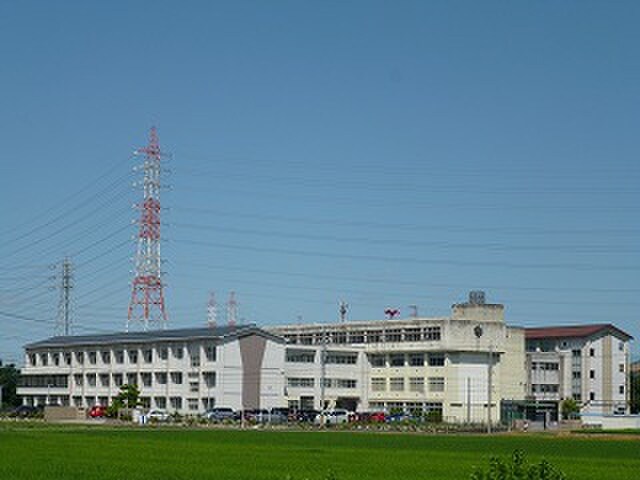 日進市立西中学校(中学校/中等教育学校)まで1280m グランメ－ル香久山