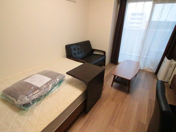 居室 ﾌﾟﾚｻﾝｽ丸の内ｱﾃﾞﾙ(505)