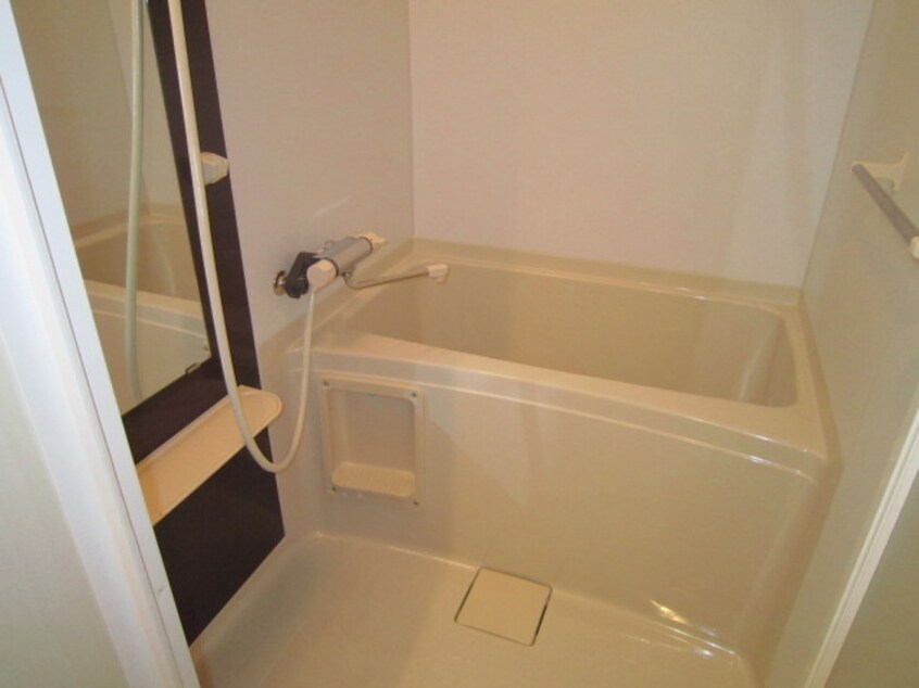 バス／シャワールーム等 オウルージュ鶴里駅前