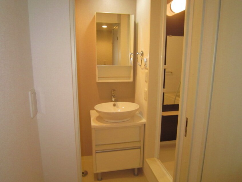 トイレ オウルージュ鶴里駅前