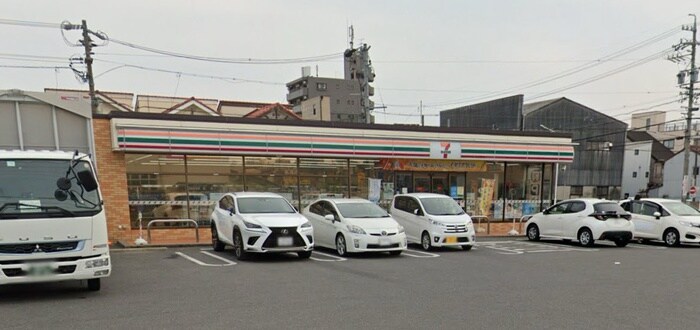 セブンイレブン(コンビニ)まで257m オーランジェＥ