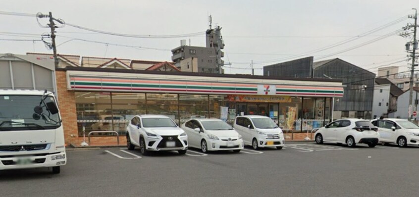 セブンイレブン(コンビニ)まで257m オーランジェＥ