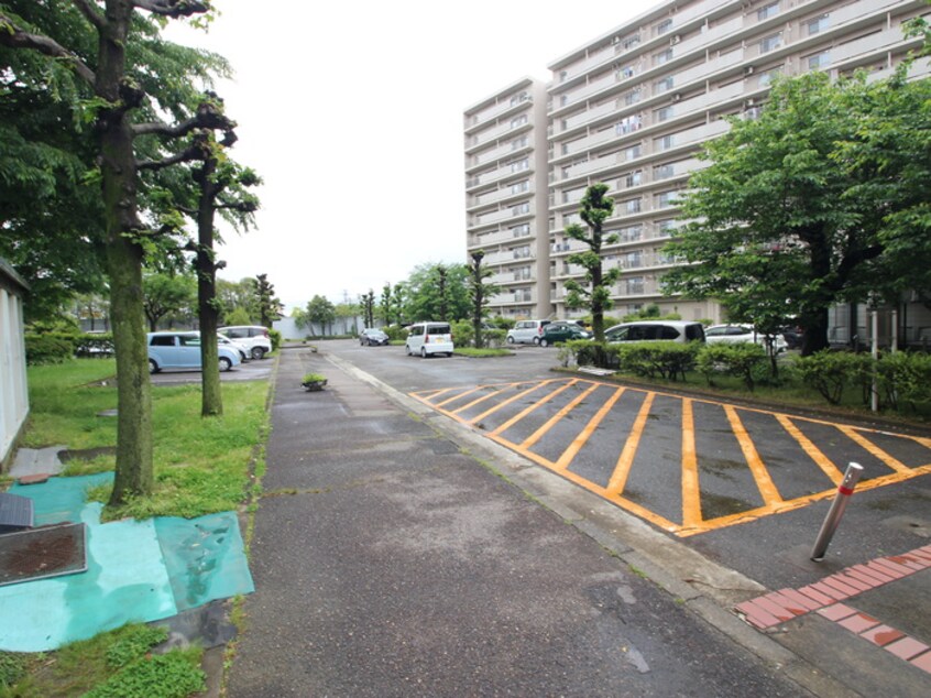 駐車場 コープ野村一宮A棟（210）