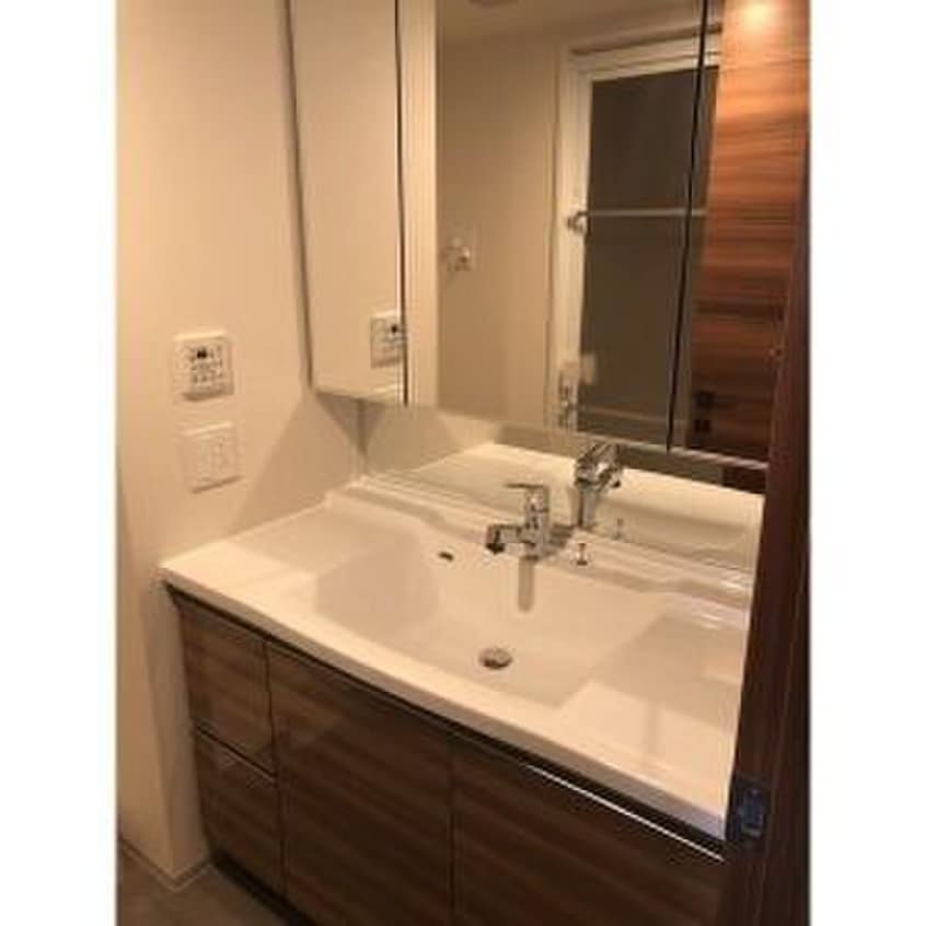 洗面 Brillia名駅二丁目(1102)