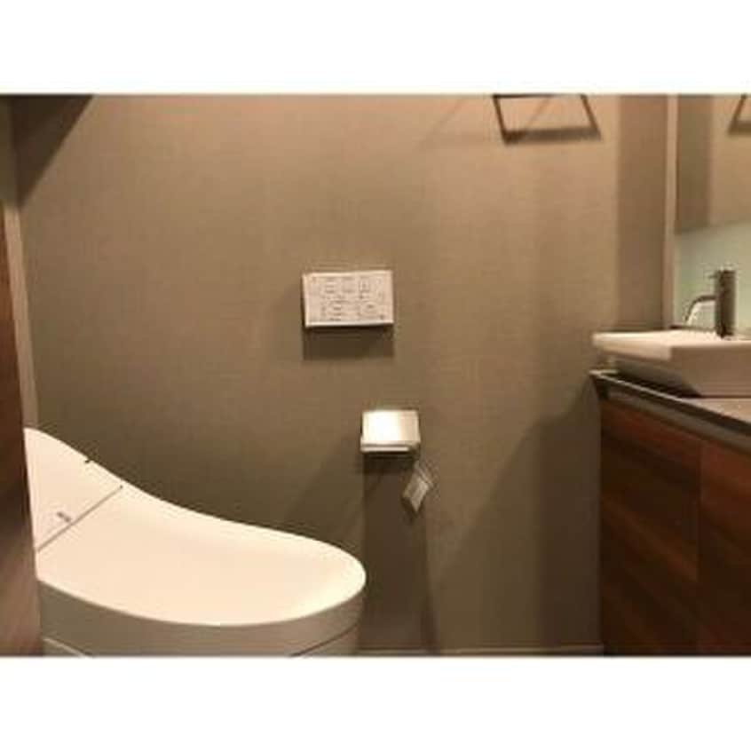 トイレ Brillia名駅二丁目(1102)