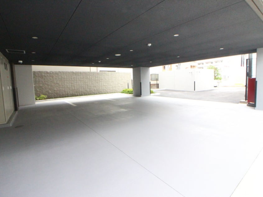 駐車場 CREST TAPP平安通（704）