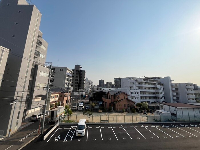 室内からの展望 ユ－ハウス白壁