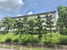 岩成台西団地513号棟(504)の外観