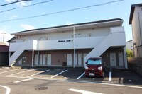 MAGNORIA HOUSE