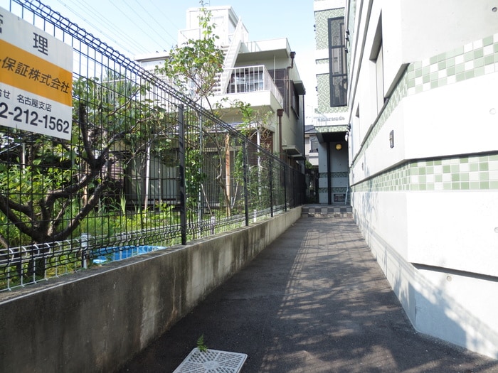 その他 ｅｍｅｒａｕｄｅ