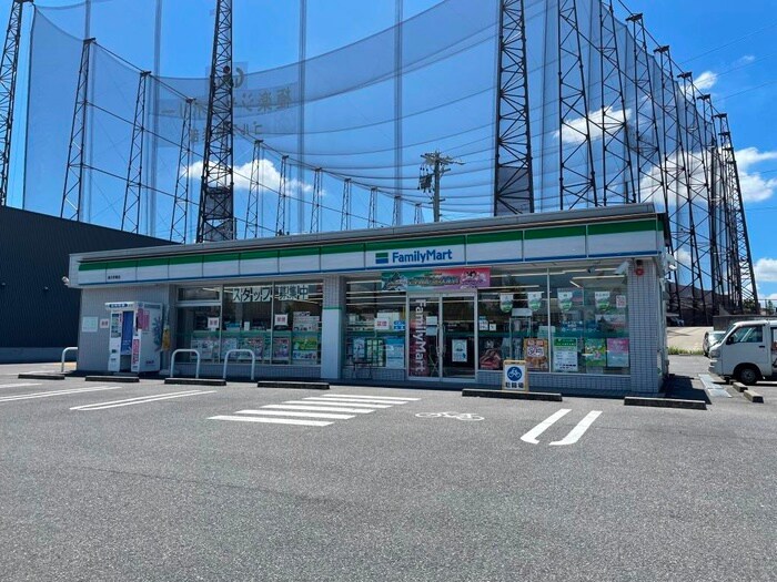 ファミリーマート　長久手南店(コンビニ)まで469m 市が洞2丁目戸建