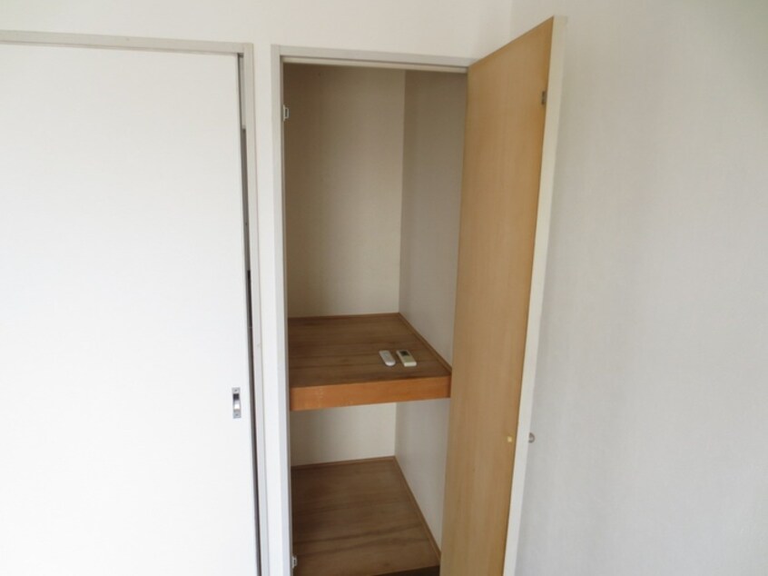 収納 ハニーハイツ渡辺２