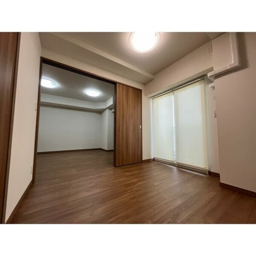 居室 ﾌﾟﾚｻﾝｽｼﾞｪﾈ丸の内(1304)