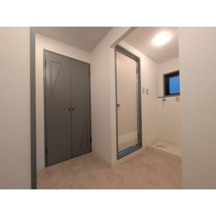 居室 ﾗｲｵﾝｽﾞﾏﾝｼｮﾝ上前津(1003)